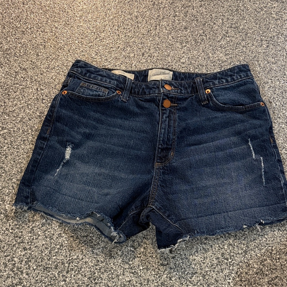 Universal Thread Dark Blue High-Rise Denim Shorts with Frayed Hem